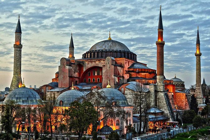 14 Days Private Turkey Tour From Istanbul - Sultanahmet in a tight loop: Hippodrome to TopkapI, with Hagia Sophia and the Cistern