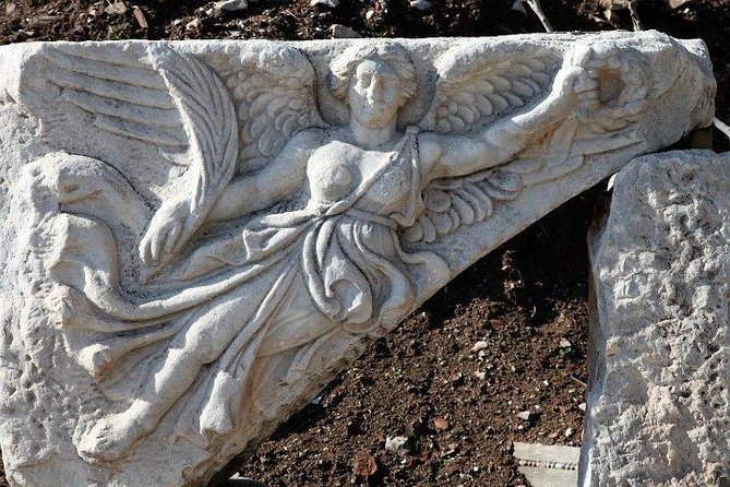 2 Day Ephesus and Pamukkale Tour From Istanbul - Day 2 at Pamukkale: Cotton Castle terraces and Hierapolis ruins