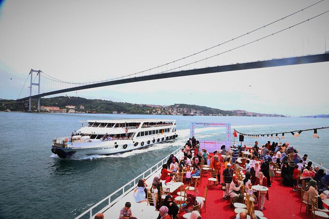 2-Hour Bosphorus Cruise in Istanbul with Guide - Should you book this Bosphorus cruise with a guide?