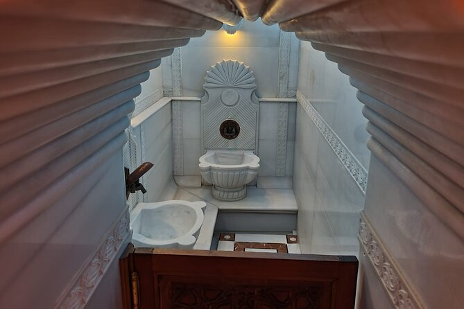 Acemoglu Historical Turkish Bath with Private Options - Choosing public vs semi-private vs private: the comfort trade-offs that matter