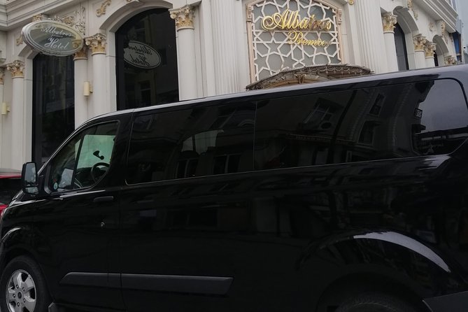 Airport transfer Istanbul - Finding the driver at Istanbul Airport exit areas fast