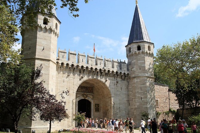 Best Of Istanbul: 1, 2 or 3 Day Private Guided Tour - Day 2 Dolmabahce and the Bosphorus, with Beyoğlu bazaars and tower views