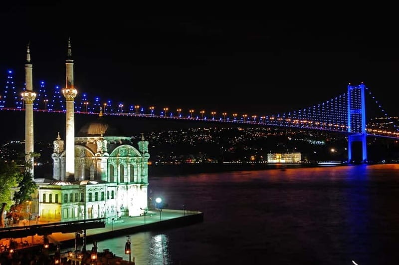 Bosphorus Dinner Cruise & Shows - Turkish Dinner On Board: Mezes, Kebabs, And The Flow Of A Real Evening Meal