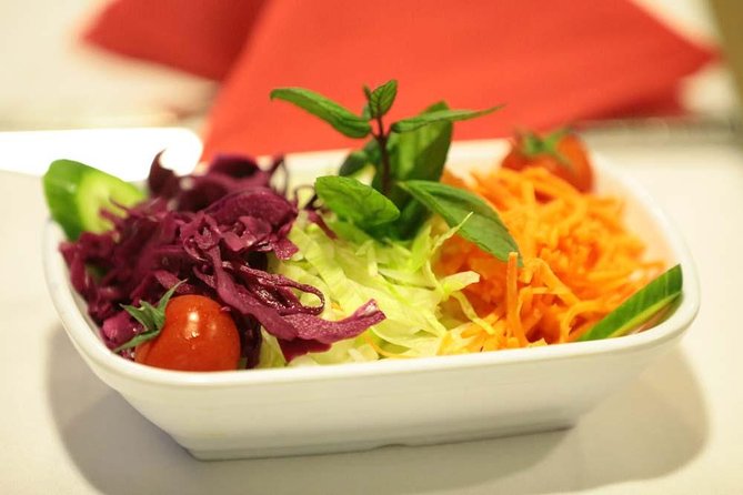 Bosphorus Dinner Cruise with Turkish Music and Live Performances - The Show: Turkish Folk Dancing, Belly Dance, and How Loud It Gets