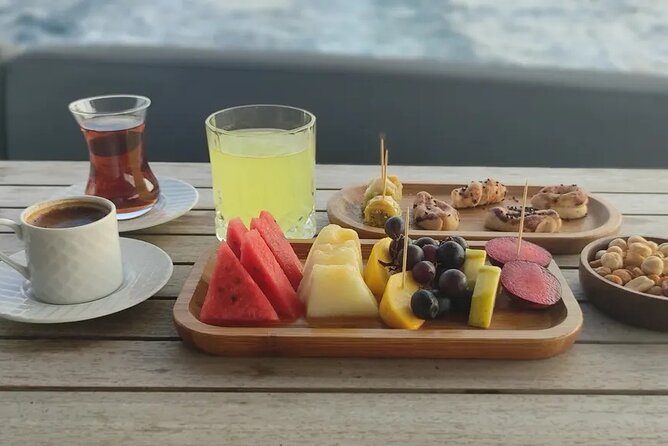 Bosphorus Sunset Cruise on Luxury Yacht with Transfers - Galata Tower, Galata Bridge, and Galataport: ending with the city’s pulse