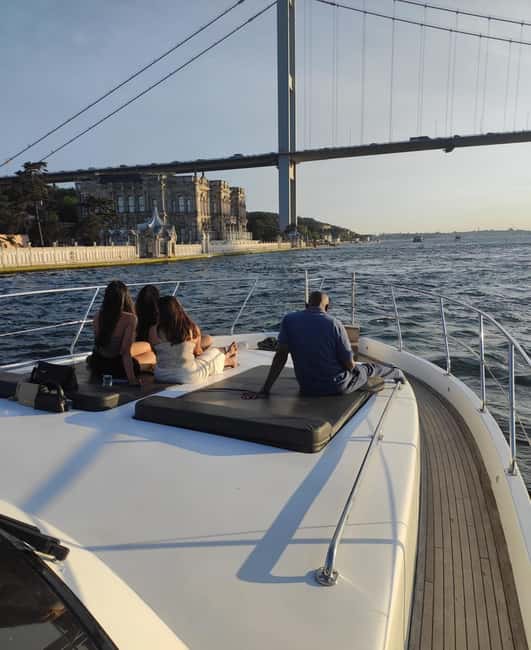 Bosphorus Sunset Yacht Cruise with Guide & Snacks - Meeting point, timing, and what to wear on the yacht