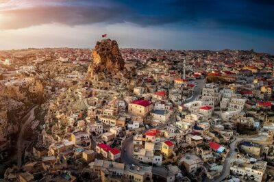 Cappadocia Dream: 2-Days Tour from Istanbul & Balloon Ride Option