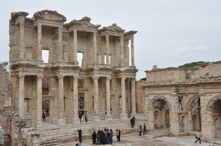 From Istanbul: Ephesus Tour with Roundtrip Flight - Lunch, drinks, and what to budget beyond the $449