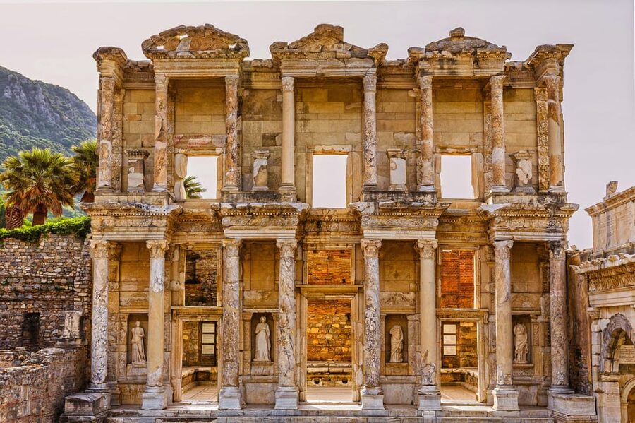 From Istanbul: Ephesus Tour with Roundtrip Flight - Small group energy and guide style that actually matters