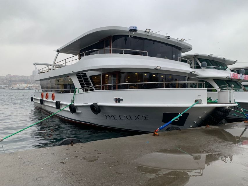 From Istanbul: Full-Day Princes Island Tour with Lunch - Lunch on the Move: What to Expect From the Boat Meal