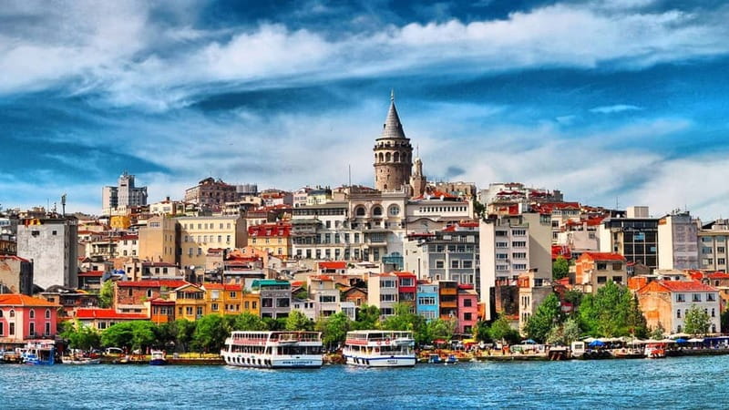 Full Day Istanbul 1, 2 or 3-Day Private City Guided Tour - Topkapi Palace in tranquil gardens above the Golden Horn