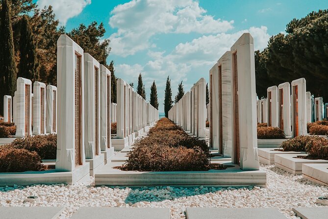 Full Day Private Tour of Helles and Anzac - Lunch break reality: plan around what is not included