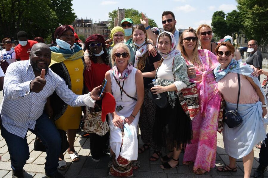 Full-Day Walking Tour of Istanbul's Old City - Starting at Istanbul Voyage Travel, then getting your bearings in Sultanahmet