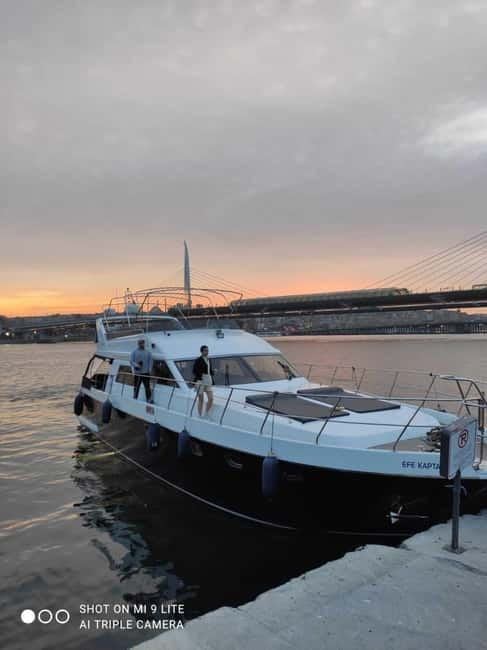 Golden Horn and Bosphorus Sunset Tour Stop at Anatolian Side - Service and Comfort on Board: What Actually Matters During a Cruise