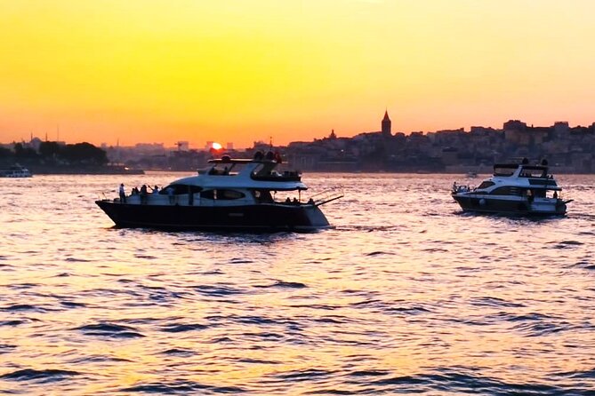 Guided Bosphorus Sunset Cruise on Luxurious Yacht - Small Group Cruise - Why a Bosphorus sunset cruise is the fastest way to see Istanbul’s spine