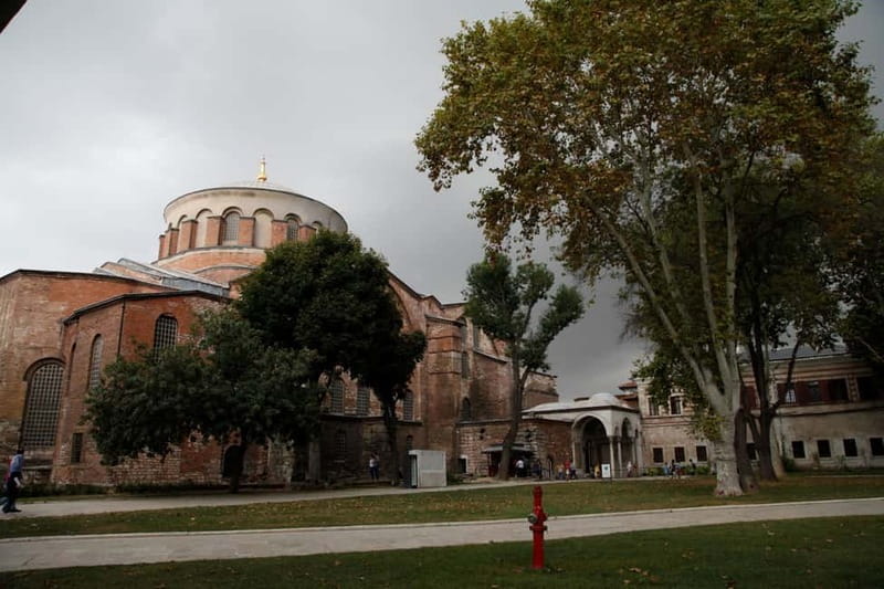 Hagia Sophia, Topkapı Palace, Blue Mosque Guided Small Group - Hagia Sophia: When One Building Changes Jobs