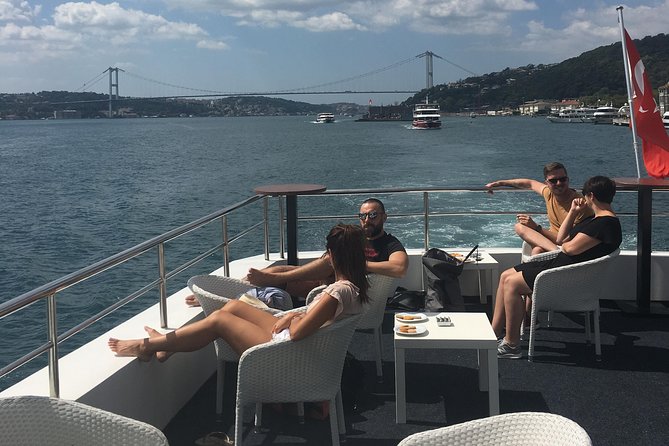 Half-Day Bosphorus Cruise to Black Sea from Istanbul with Lunch - From Galataport to Rumeli Fortress: how you start this cruise day