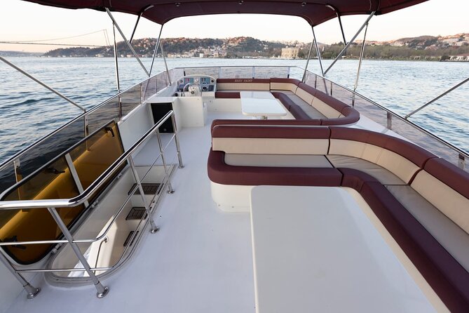Half Day Bosphorus Cruise with Stopover on Asian Side - Ottoman architecture moments: hunting house, military school, and Maiden’s Tower