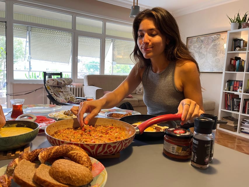 Healthy Istanbul Morning: Yoga and Healthy Turkish Breakfast - Simple Booking Decision: Should You Book This Morning?
