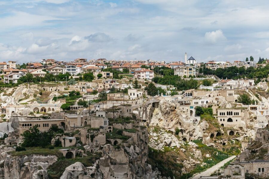 Istanbul: 2-Day Cappadocia Trip with Flights and Cave Hotel - Panorama Stop, Uçhisar Rock Castle, and How to Read the Views