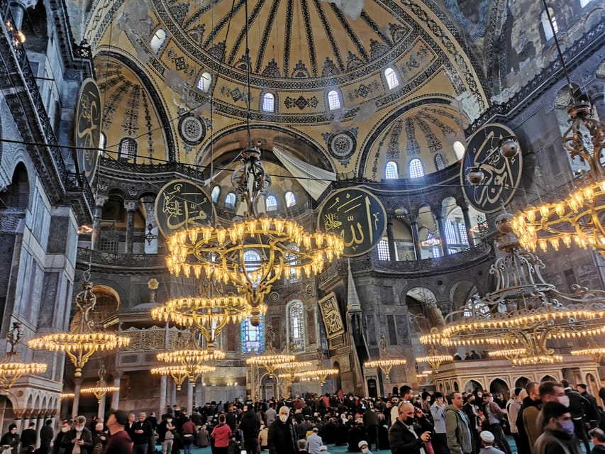 Istanbul: Ancient Town of Constantinople Guided Tour - Hagia Sophia: why it’s the anchor stop on this route