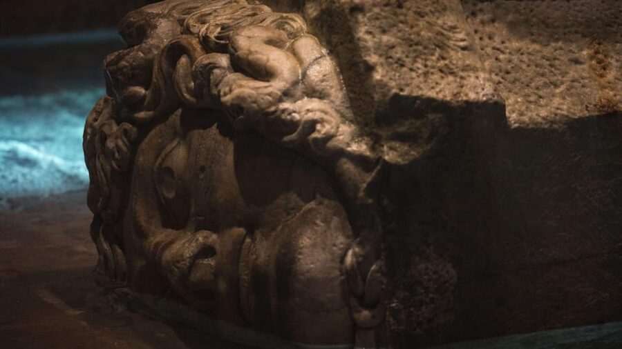 Istanbul: Basilica Cistern Skip-the-Ticket-Line Guided Tour - The Medusa head pillars: legend plus the reason people linger