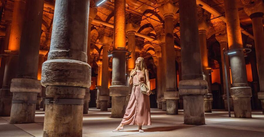 Istanbul: Basilica Cistern Walking Tour with Entry Ticket - Basilica Cistern, fast and fun: why this place grabs you