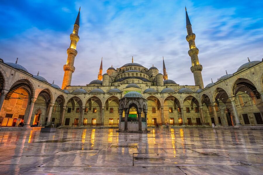 Istanbul: Best City Highlights Guided Tour with Tukish Lunch - Blue Mosque and Sultanahmet Square: One Area, Two Icons