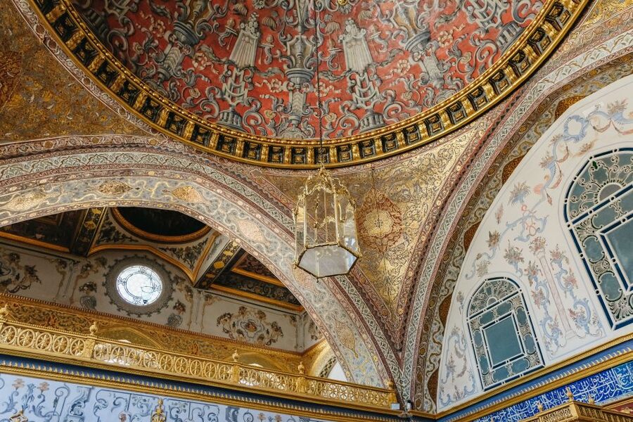 Istanbul: Best of the City 1, 2 or 3-Day Private Guided Tour - Transportation, Meeting Point, and Walking Pace