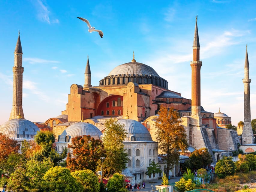 Istanbul: Blue Mosque, Basilica Cistern, & Hagia Sophia Tour - Basilica Cistern underground: columns, reflections, and the Medusa heads