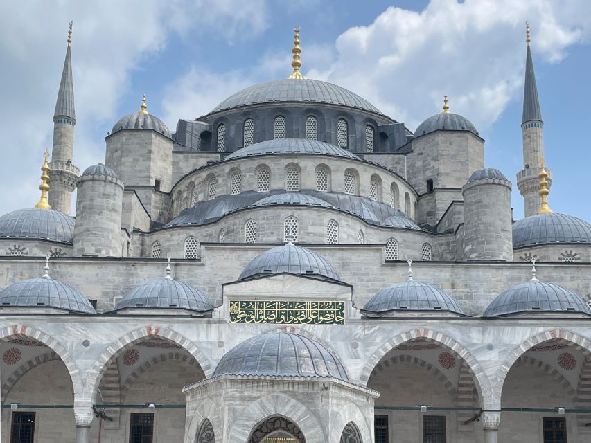 Istanbul: Blue Mosque Guided Tour - Meeting at Dsign Cafe on the Hippodrome, next to the Egyptian Obelisk