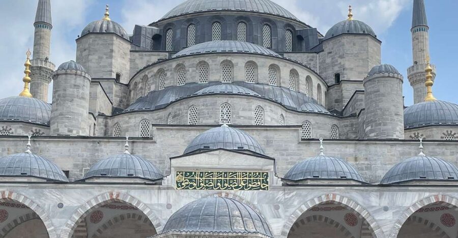 Istanbul: Blue Mosque Guided Tour - Who this tour suits best, and who might skip it