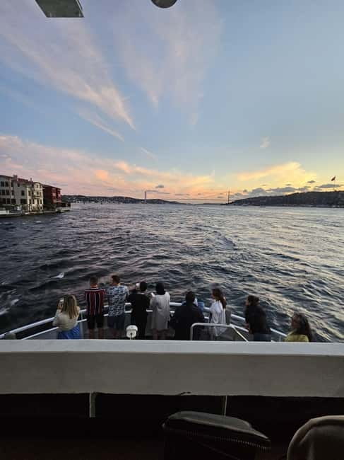 Istanbul: Bosphorous Asian Side Boat Cruise Morning - Turning at the Rumeli fortress area, then heading back along the Asian shore