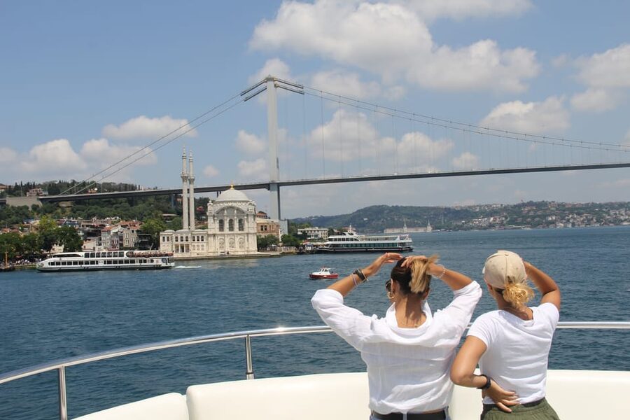 Istanbul: Bosphorus and Black Sea Cruise with Lunch - The Black Sea swim stop in summer, and how to set expectations