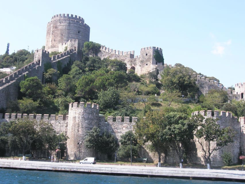 Istanbul: Bosphorus Boat Cruise - From the Bosphorus Strait to Dolmabache Palace: the palace views you can’t get on foot