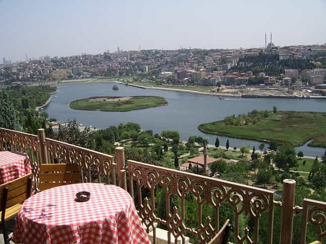 Istanbul: Bosphorus Cruise and Golden Horn Bus Tour - Meeting Outside Marmara Taksim: How to Start Smooth