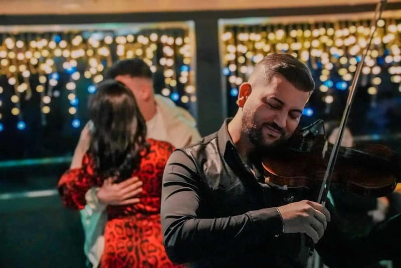 Istanbul: Bosphorus Cruise Dinner, Show & Alcoholic Drinks - Who This Cruise Fits Best