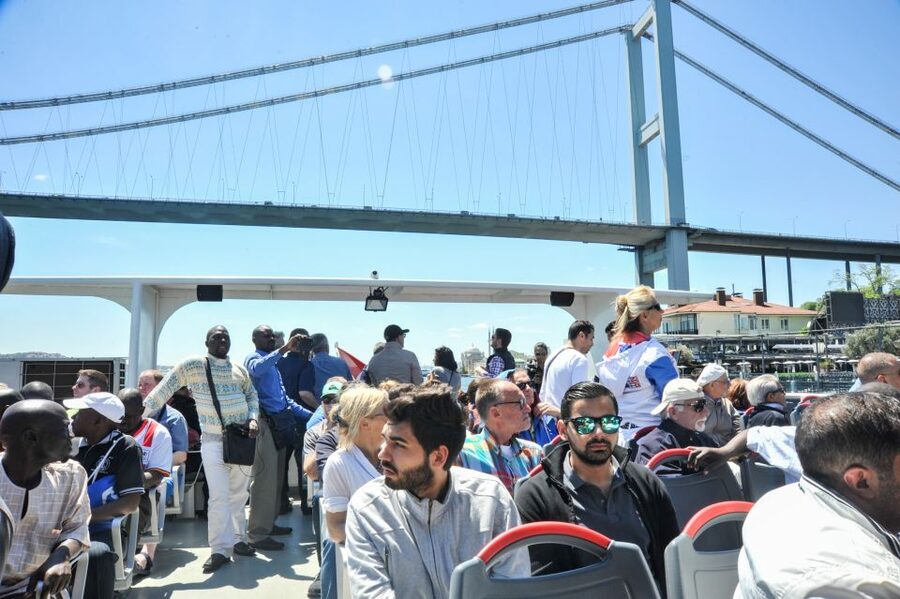 Istanbul: Bosphorus Cruise w/Audio Guide and Sunset Option - Dolmabahçe, Ciragan, and Ortaköy: palaces and prayer in one continuous line
