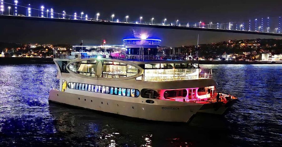 Istanbul: Bosphorus Cruise with Dinner Show - The 3-Hour Flow: From Dolmabahce Shore to Maiden’s Tower