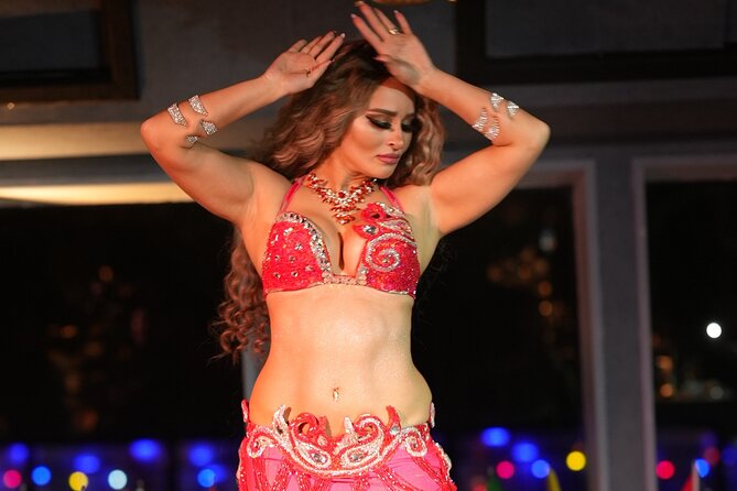 Istanbul Bosphorus Dinner Cruise: Live Folk Dance & DJ Experience - A night cruise on the Bosphorus Strait, without the Istanbul chaos