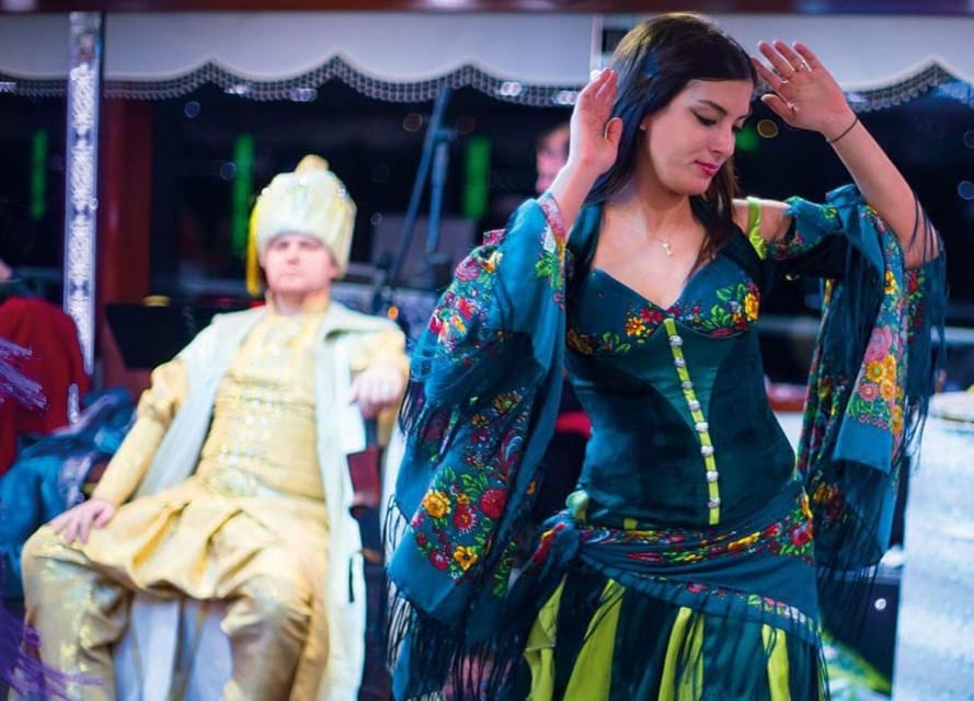 Istanbul: Bosphorus Dinner Cruise with Entertainment - Why This Bosphorus Dinner Cruise Works for a 2.5 Hour Night Plan