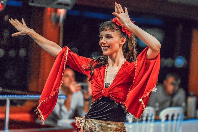 Istanbul: Bosphorus Dinner Cruise with Turkish Night Show - Onboard dinner: what you actually eat and why it matters