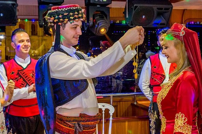 Istanbul: Bosphorus Dinner Cruise with Turkish Show - FAQ