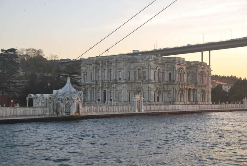 Istanbul: Bosphorus Lunch Cruise with Guide - Galata Bridge stop: where the cruise connects to the city