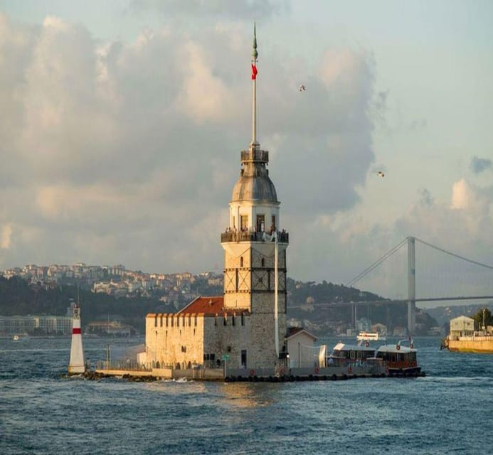 Istanbul Bosphorus Morning Cruise Guided Tour - Maiden’s Tower and the Cinematic Waterline