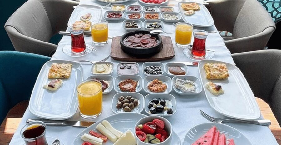 Istanbul: Bosphorus Morning Cruise with Breakfast - Price and Value: Is $113 a Good Deal for This Cruise?