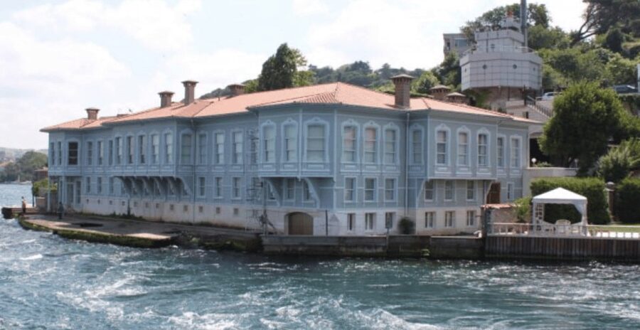 Istanbul: Bosphorus Morning Cruise with Breakfast - Should You Book the Istanbul Bosphorus Morning Cruise With Breakfast?
