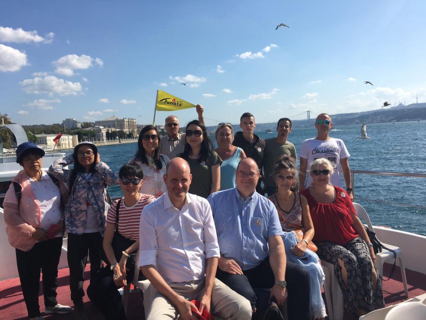 Istanbul: Bosphorus Sightseeing Boat Tour with Guide - Price and Value: Why $16 Works Here