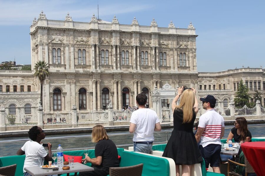 Istanbul: Bosphorus Strait and Black Sea Lunch Cruise - Route in real life: from Kabataş to Anadolu Kavağı and back through the Golden Horn
