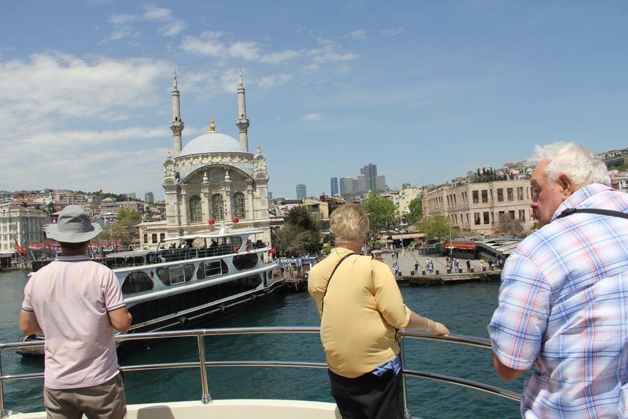 Istanbul: Bosphorus Strait and Black Sea Lunch Cruise - Back down toward Galata and Galataport: the return section that keeps photos easy